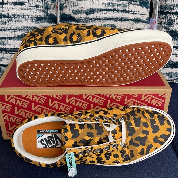 Vans Comfycush Old Skool Leopard WMNS - Picture 4 of 16